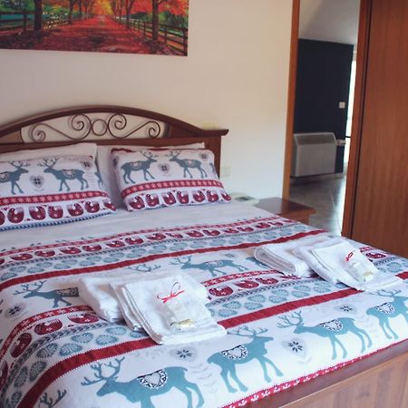 Ferienwohnung Mansarda Con Camino Montefranco Exterior foto